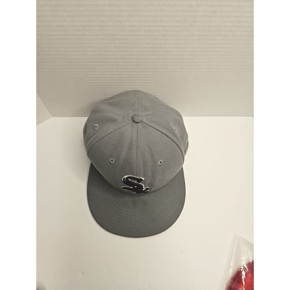 New Era 59FIFTY MLB Basic Grey Hat Chicago White Sox 7.5 (59.6cm) - Picture 4 of 12